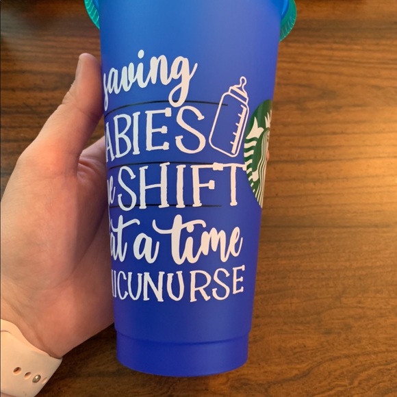 Custom color changing Starbucks reusable cups - Picture 4 of 5